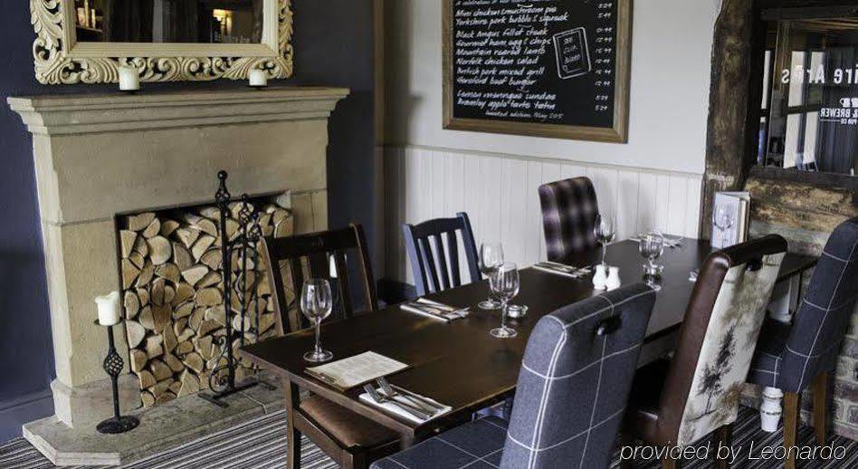 Berkshire Arms By Chef & Brewer Collection Hotel Midgham Exterior photo
